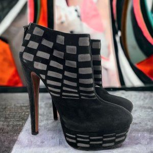 Alaia Black and Gray Suede Laser Cut Platform Booties Size 38 Heels